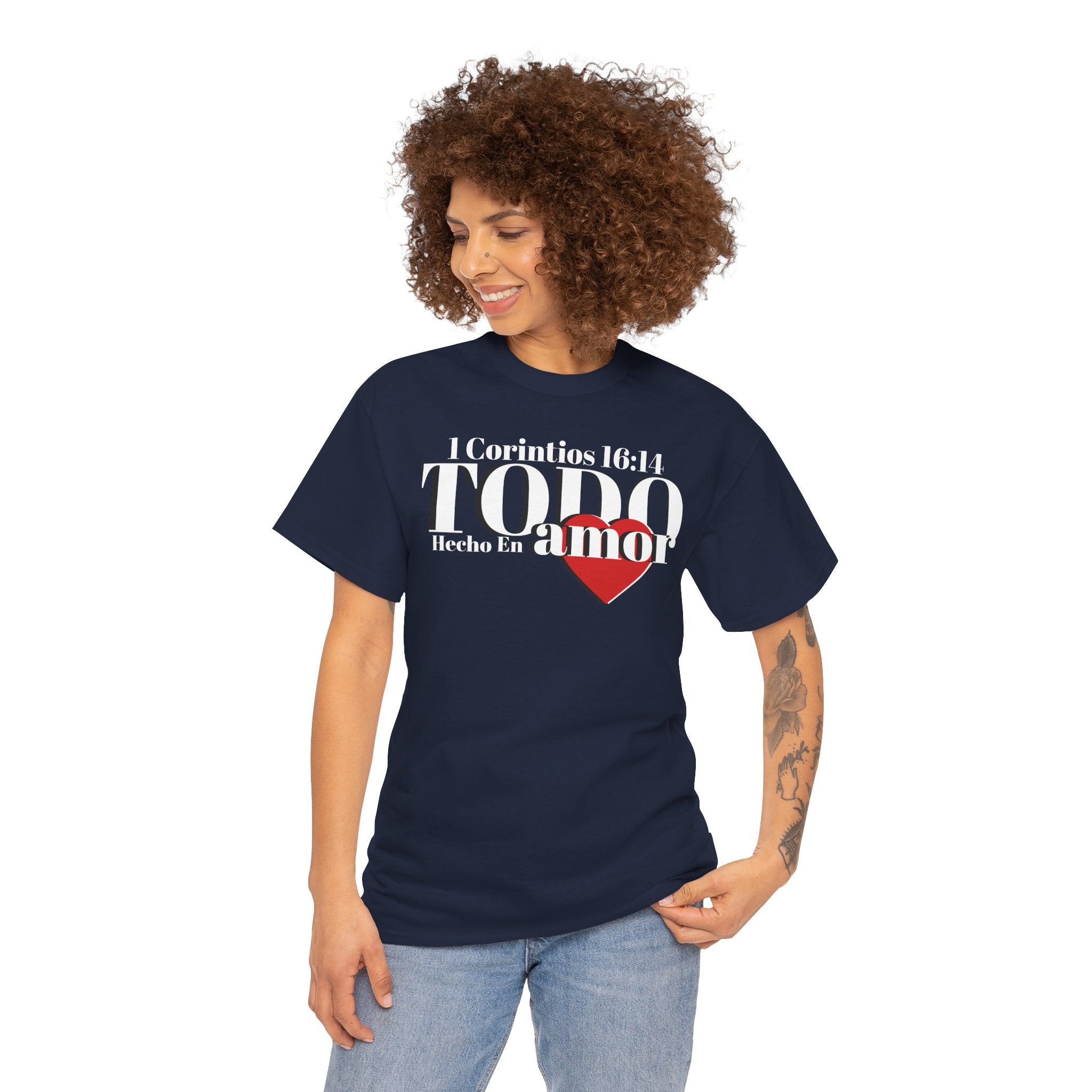 Do Everything in Love" 1 Corinthians 16:14 Christian T-Shirt Spanish Frntop2